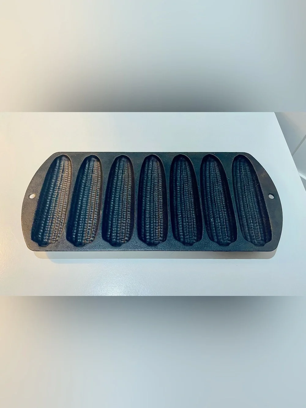 Vintage Lodge Cast Iron 2702 Cornbread Stick Pan 7-Ear Mold Made in USA Corn Cob